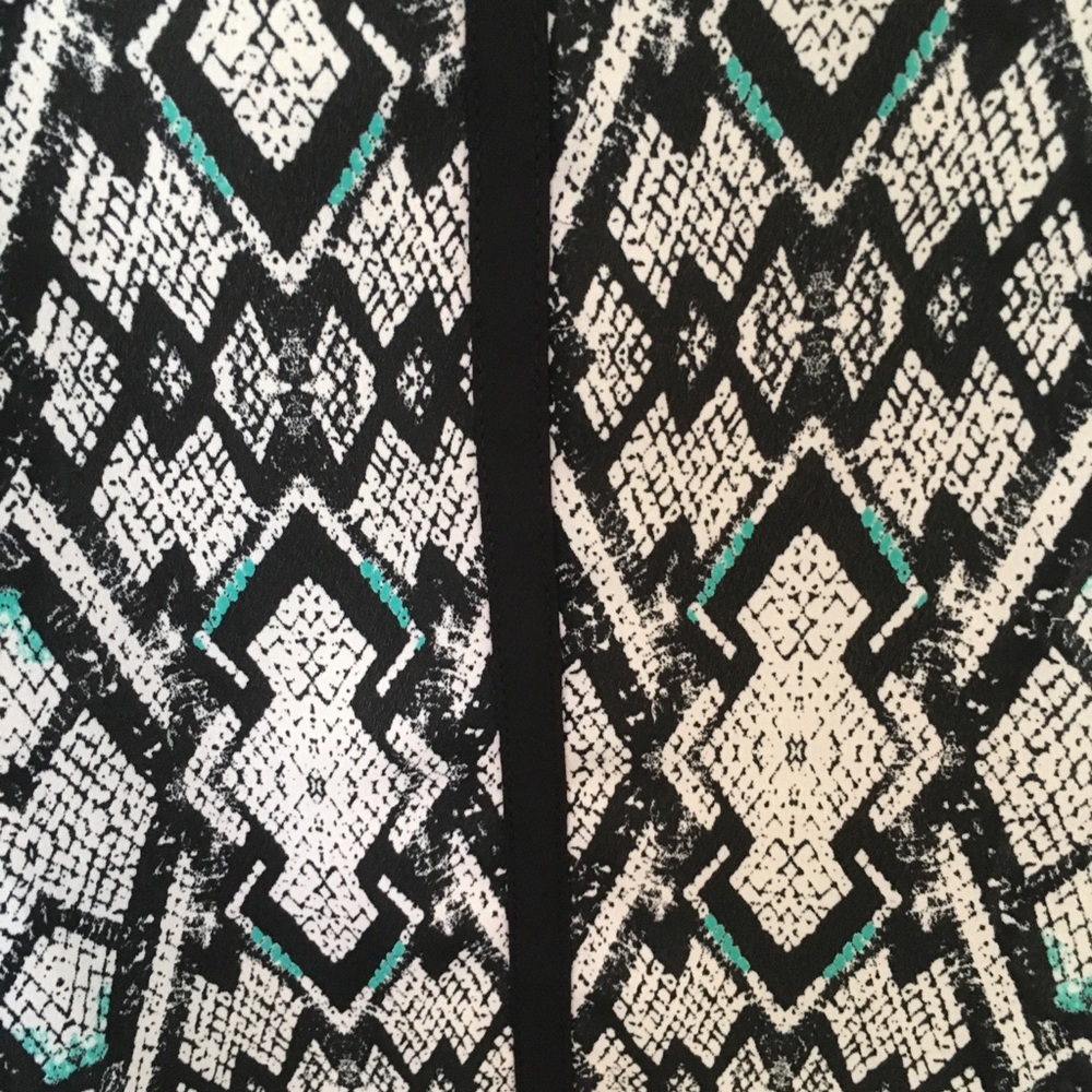 Pure Energy Blouse Top Sleeveless Geometric - Picture 3 of 5